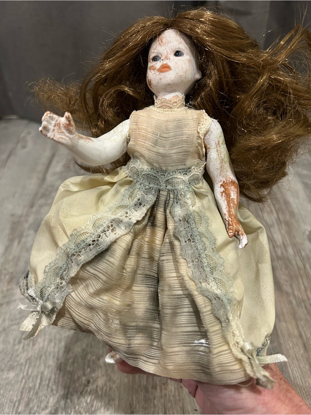 Halloween creepy scary hand painted gothic doll. - Picture 7 of 12